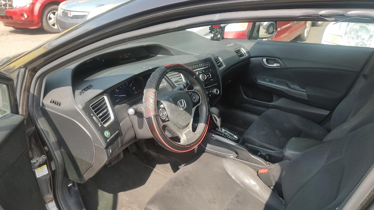 Honda Civic LX Sedan 5-Speed AT 2013