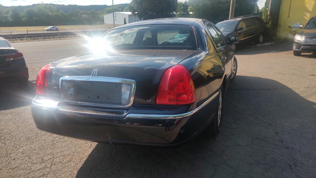 Lincoln Town Car Signature Limited 2008