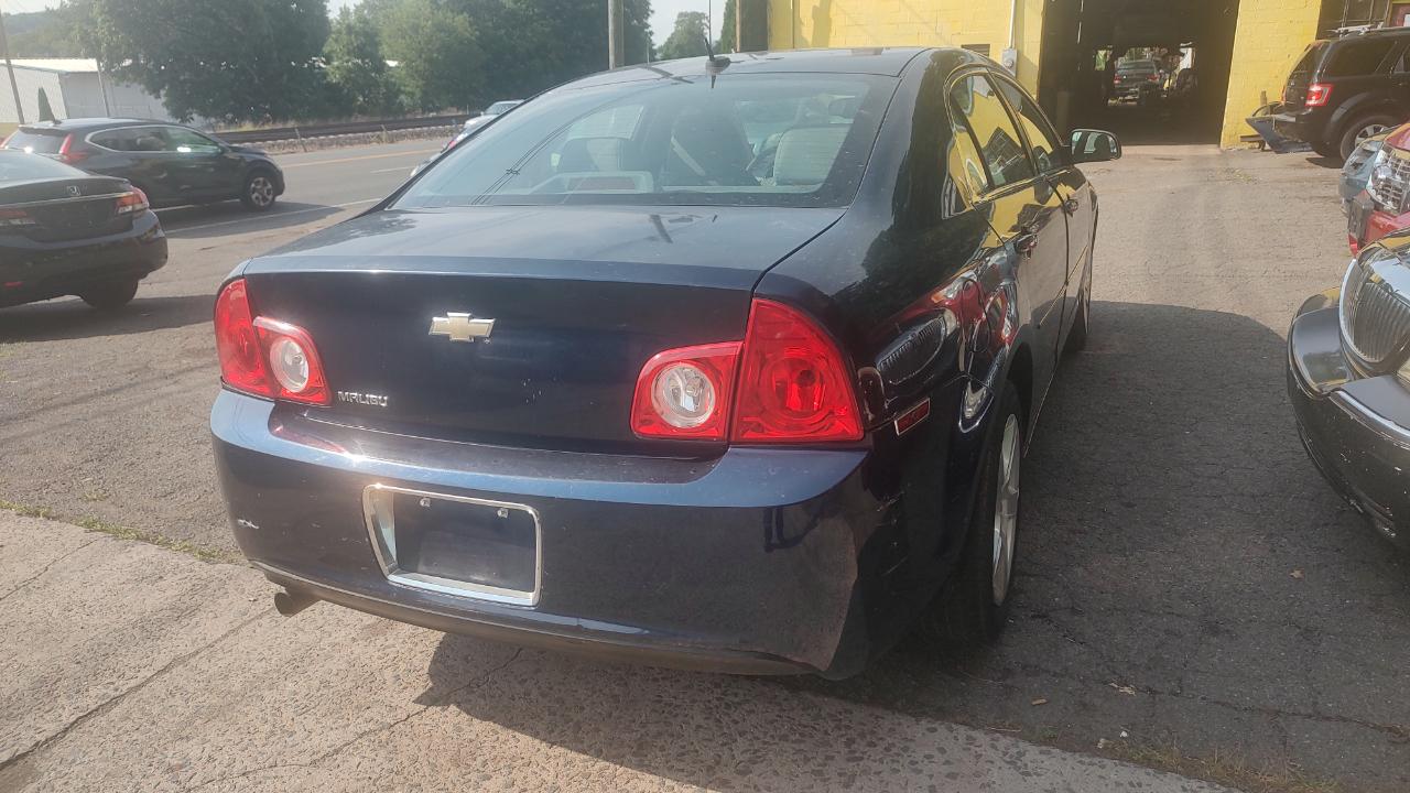 Chevrolet Malibu LS 2010