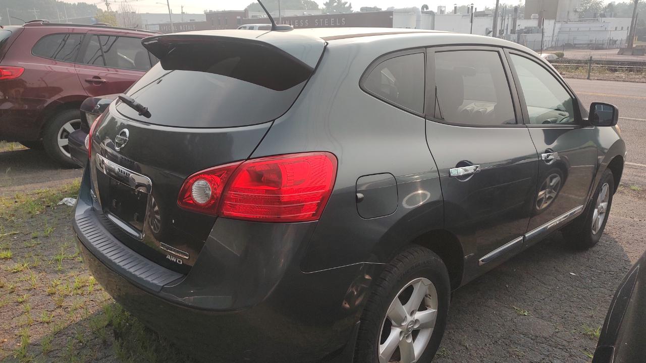 Nissan Rogue S AWD 2012