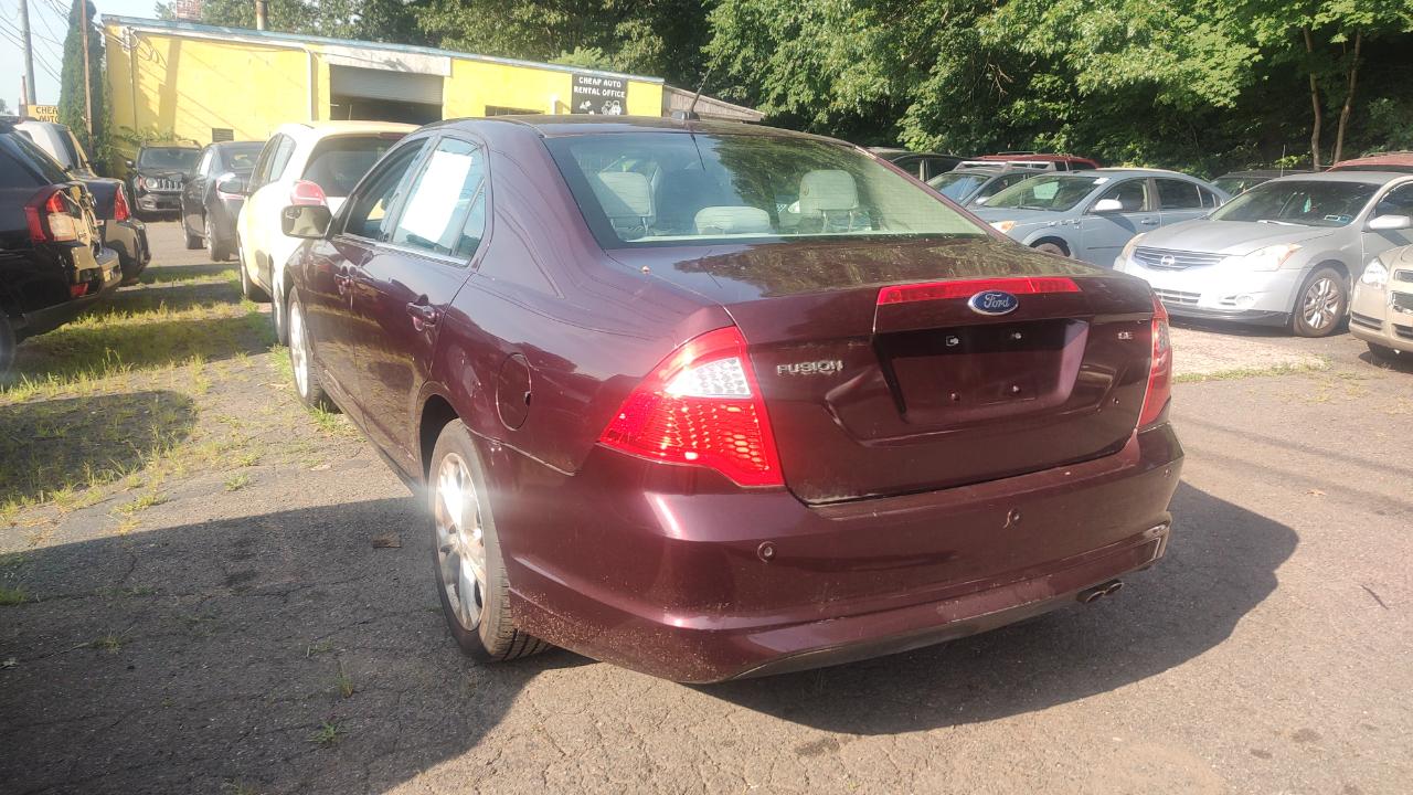 Ford Fusion SE 2012