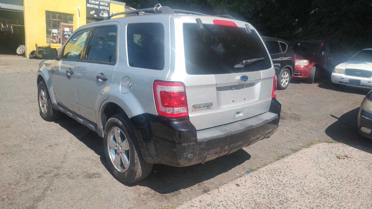 Ford Escape XLT 4WD 2011