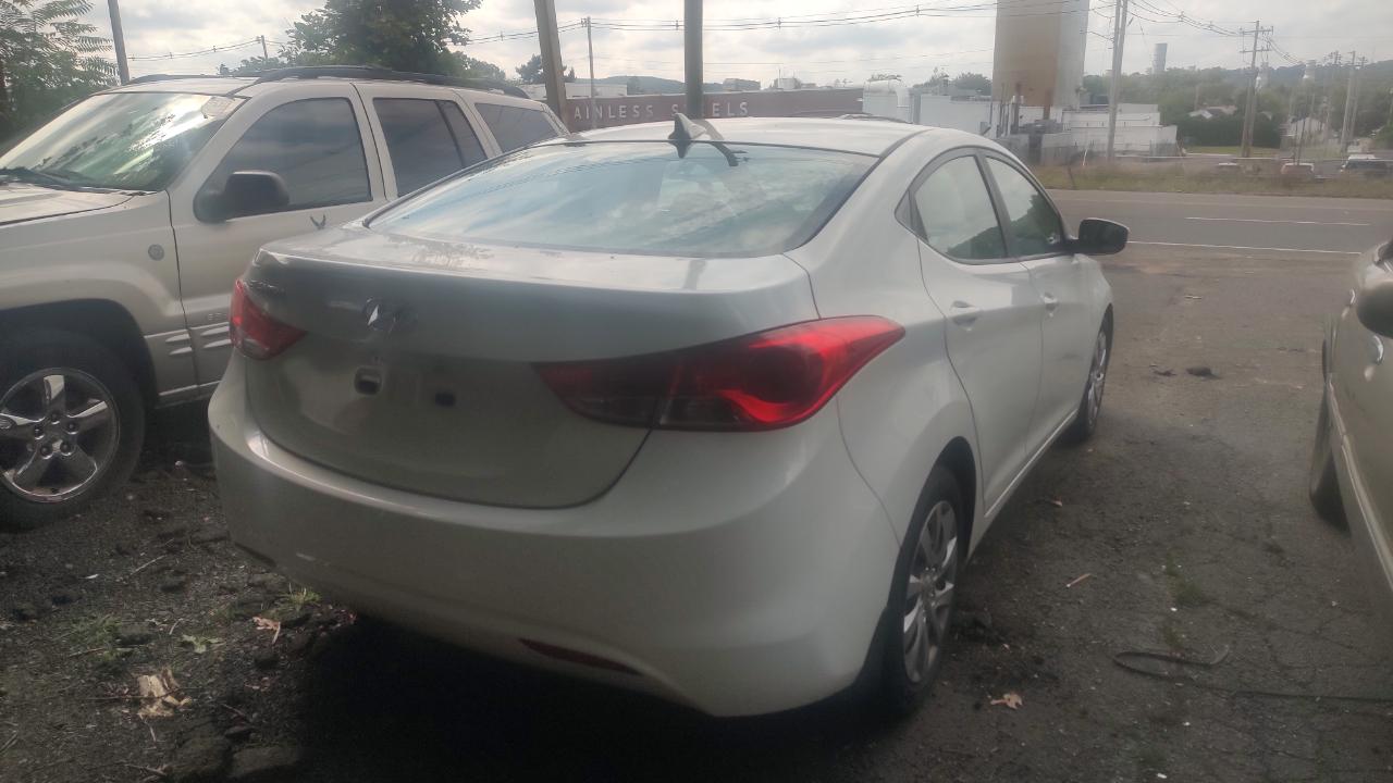 Hyundai Elantra Limited 2012