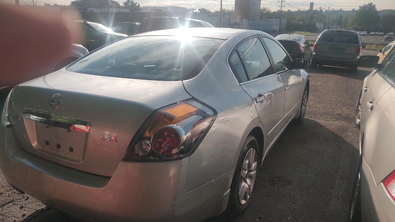 Nissan Altima 2.5 2012