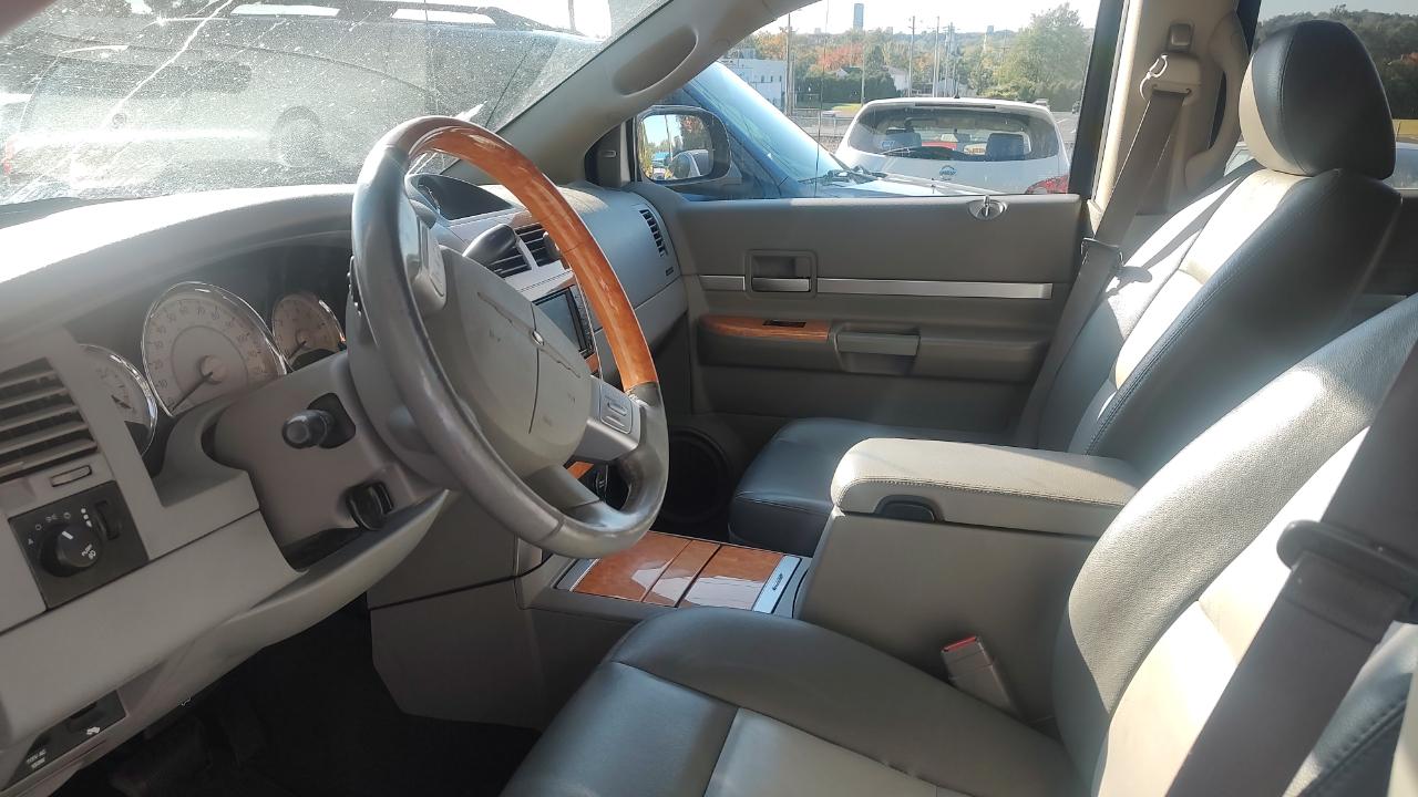 Chrysler Aspen Limited 4WD 2009