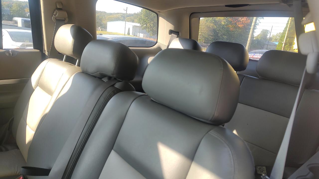Chrysler Aspen Limited 4WD 2009