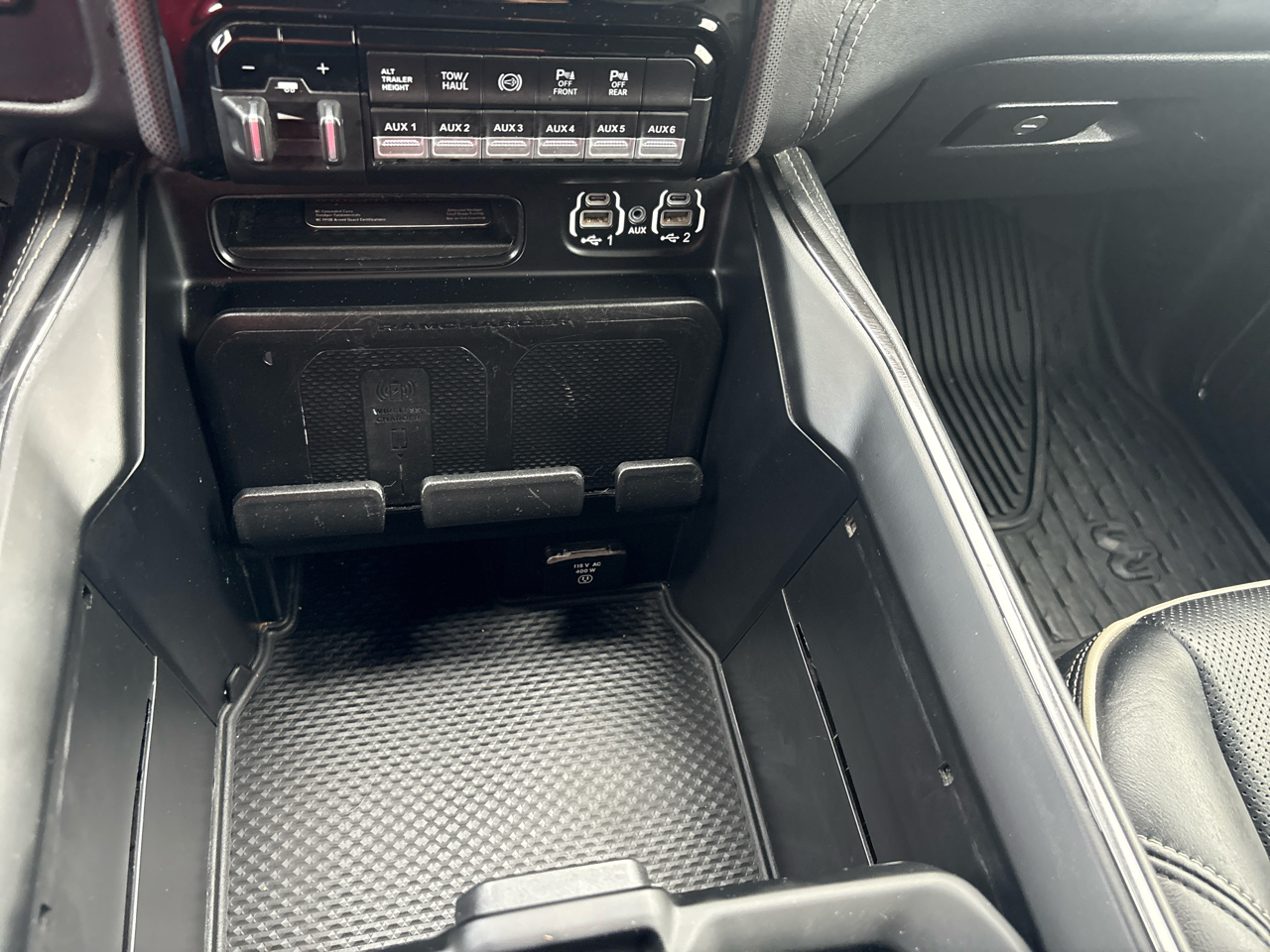 RAM 2500 Limited Mega Cab 4WD 2022