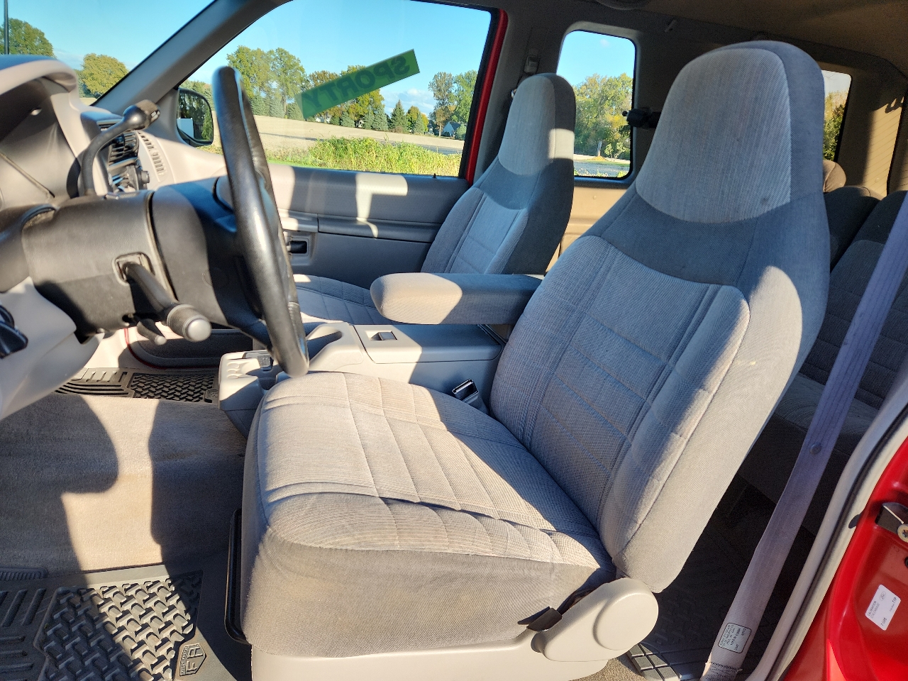 Ford Explorer 2dr 102" WB Sport 4WD 1997 Ford Explorer 2dr 102" WB Sport 4WD 1997