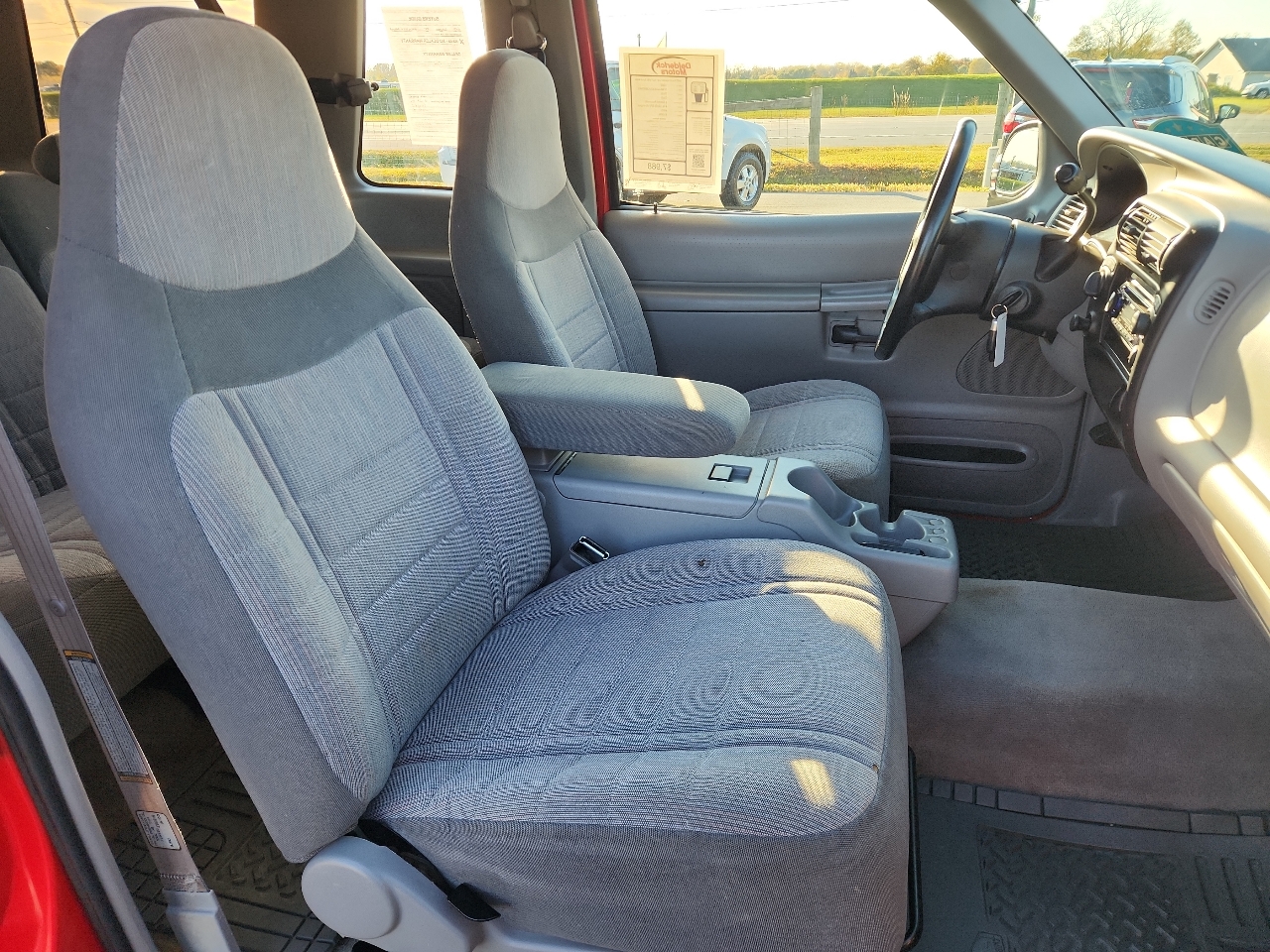 Ford Explorer 2dr 102" WB Sport 4WD 1997 Ford Explorer 2dr 102" WB Sport 4WD 1997