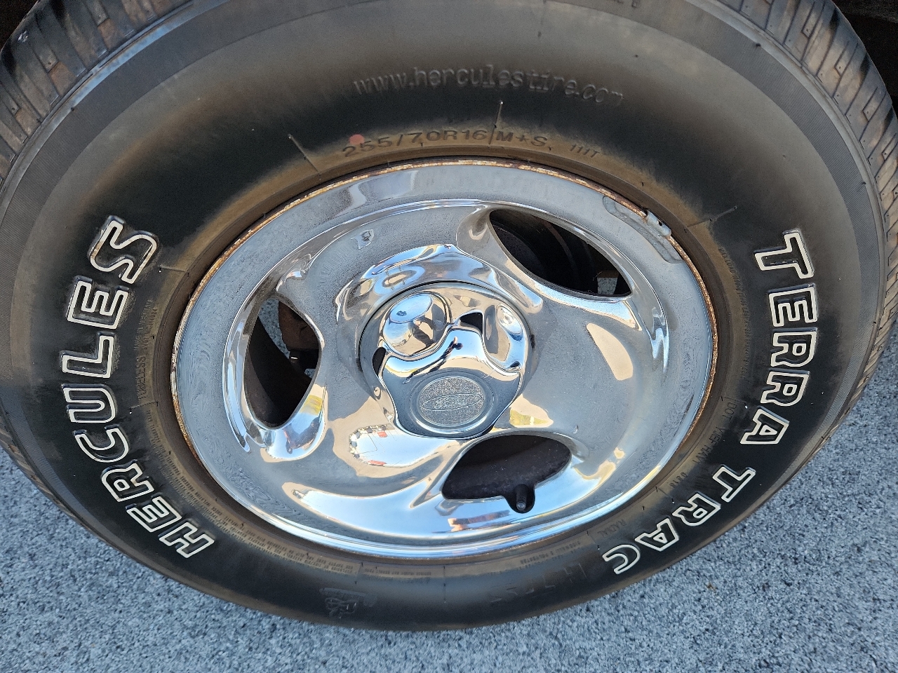 Ford Explorer 2dr 102" WB Sport 4WD 1997 Ford Explorer 2dr 102" WB Sport 4WD 1997