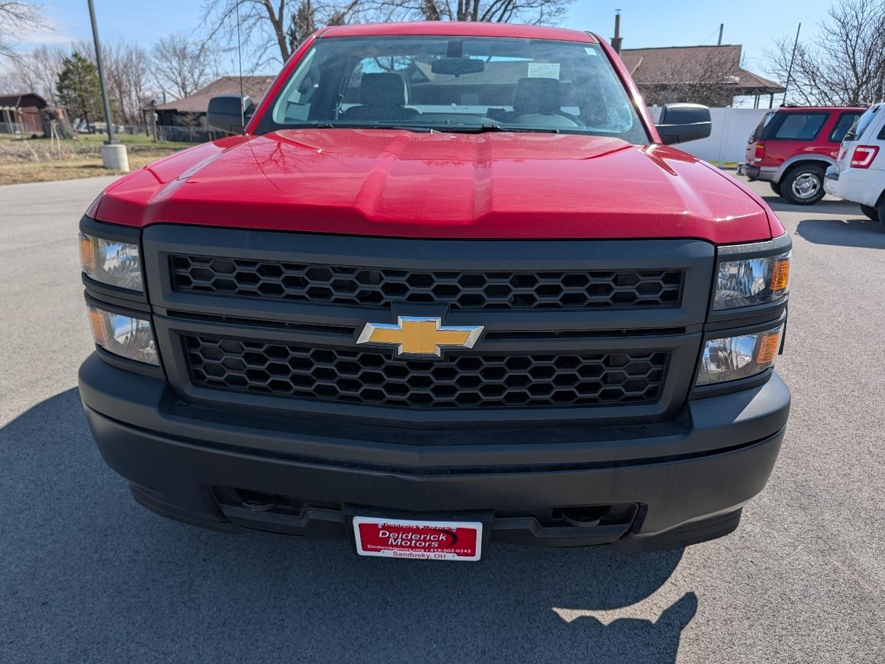 Chevrolet Silverado 1500 4WD Reg Cab 119.0" Work Truck w/1WT 2014