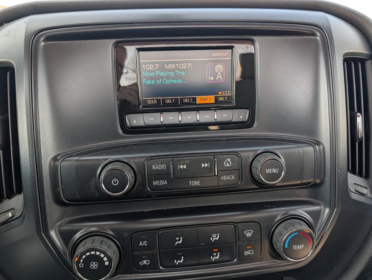 Chevrolet Silverado 1500 4WD Reg Cab 119.0" Work Truck w/1WT 2014