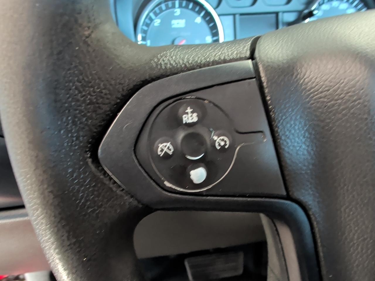 Chevrolet Silverado 1500 4WD Reg Cab 119.0" Work Truck w/1WT 2014