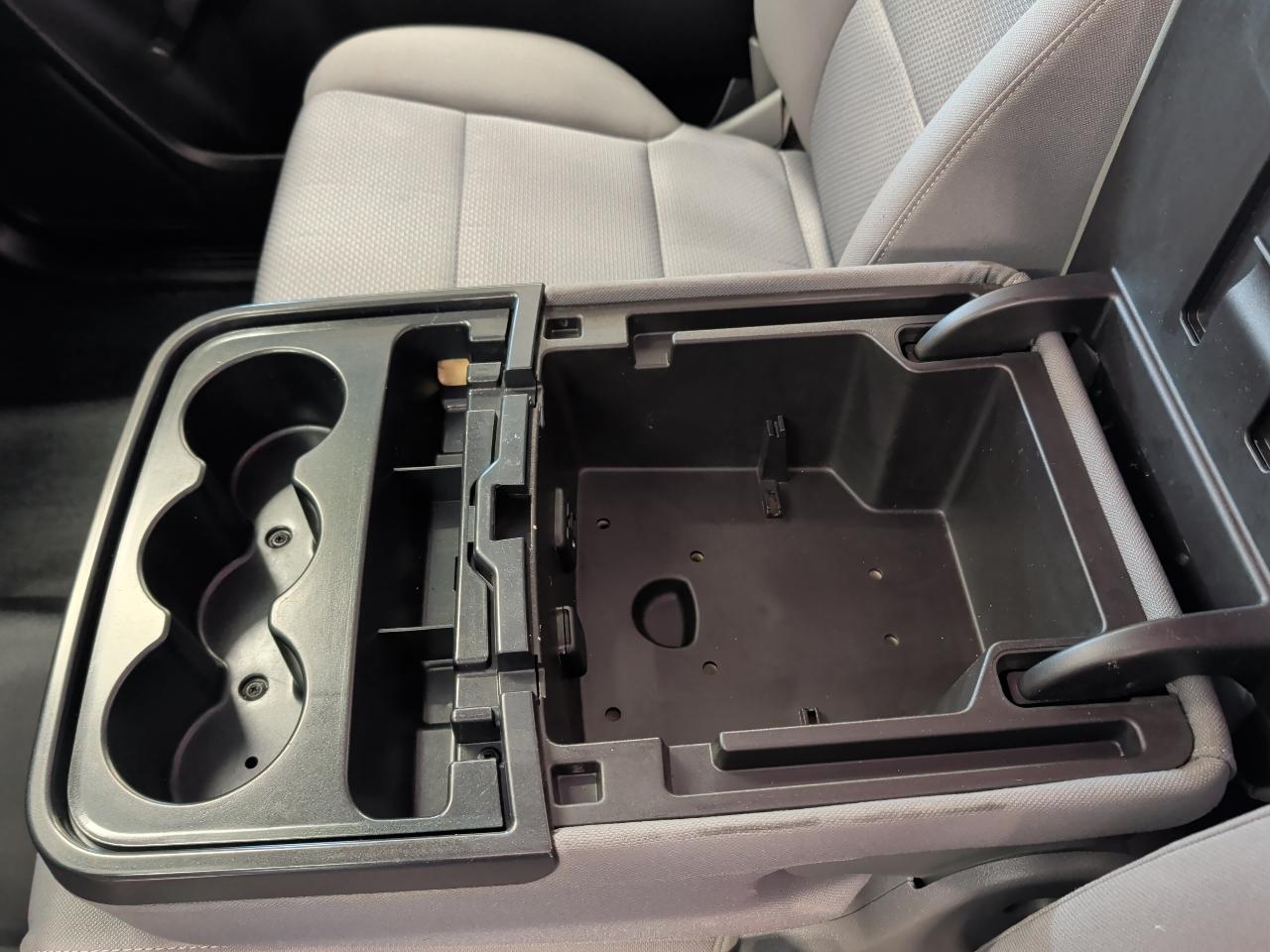 Chevrolet Silverado 1500 4WD Reg Cab 119.0" Work Truck w/1WT 2014