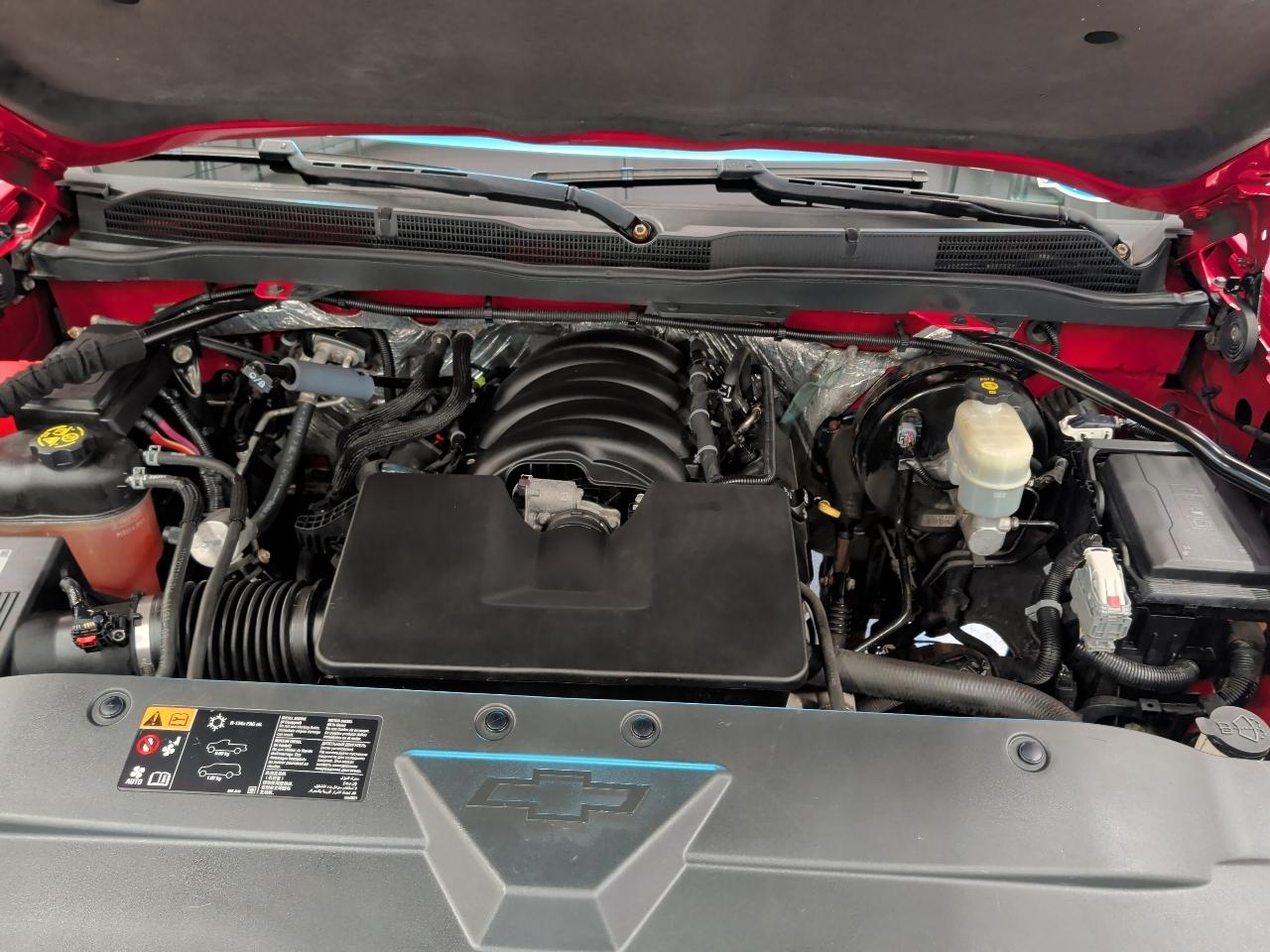 Chevrolet Silverado 1500 4WD Reg Cab 119.0" Work Truck w/1WT 2014