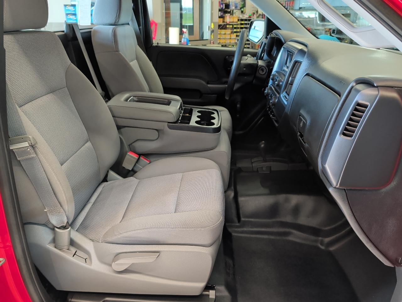 Chevrolet Silverado 1500 4WD Reg Cab 119.0" Work Truck w/1WT 2014