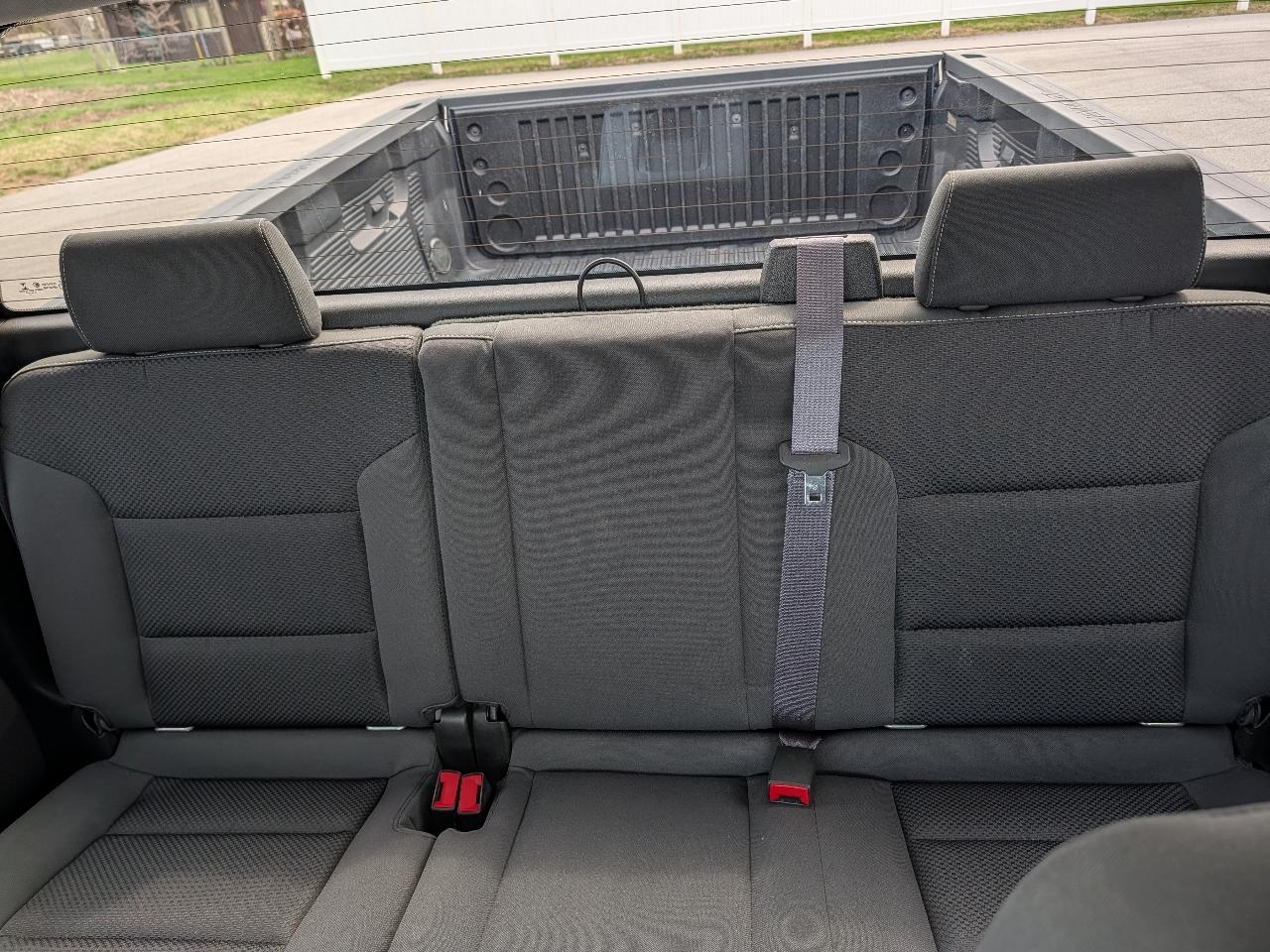 Chevrolet Silverado 1500 4WD Double Cab 143.5" LT w/1LT 2015