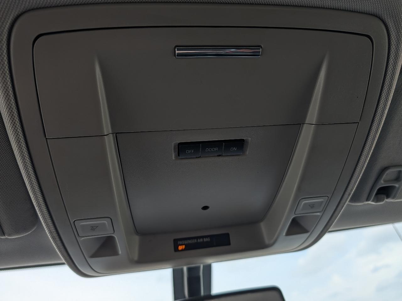 Chevrolet Silverado 1500 4WD Double Cab 143.5" LT w/1LT 2015