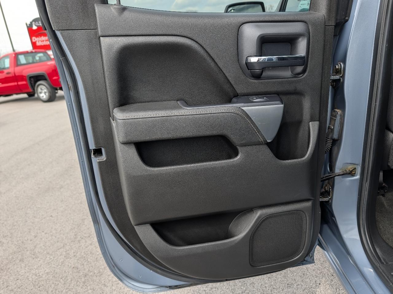 Chevrolet Silverado 1500 4WD Double Cab 143.5" LT w/1LT 2015