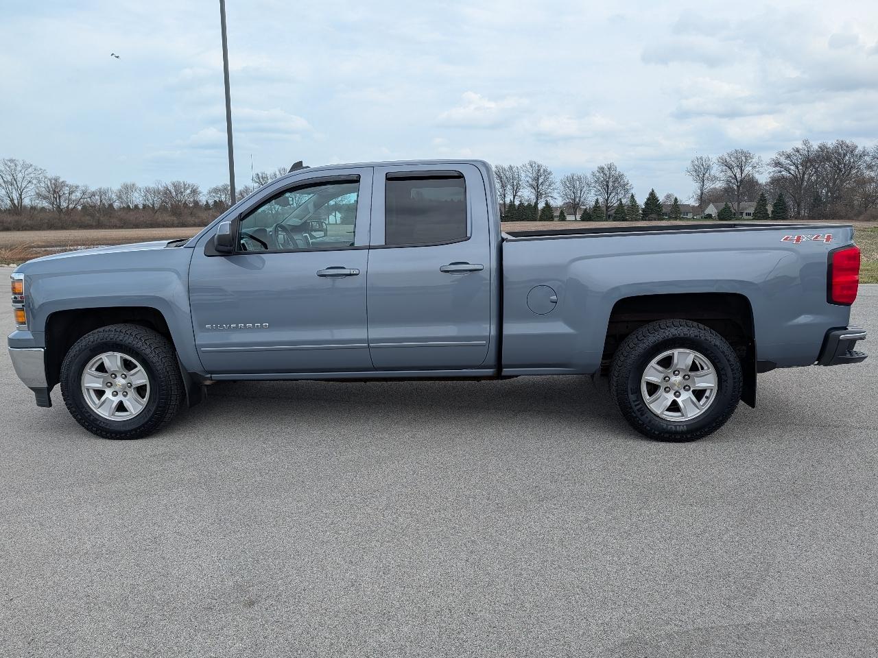 Chevrolet Silverado 1500 4WD Double Cab 143.5" LT w/1LT 2015