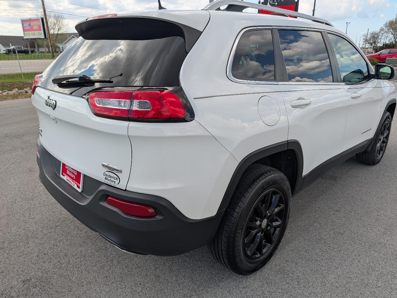 Jeep Cherokee 4WD 4dr Latitude 2016