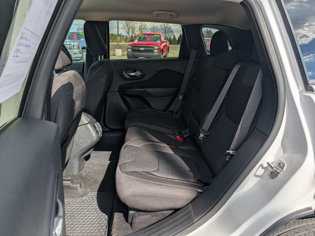 Jeep Cherokee 4WD 4dr Latitude 2016