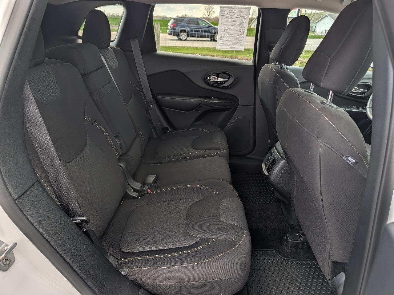 Jeep Cherokee 4WD 4dr Latitude 2016