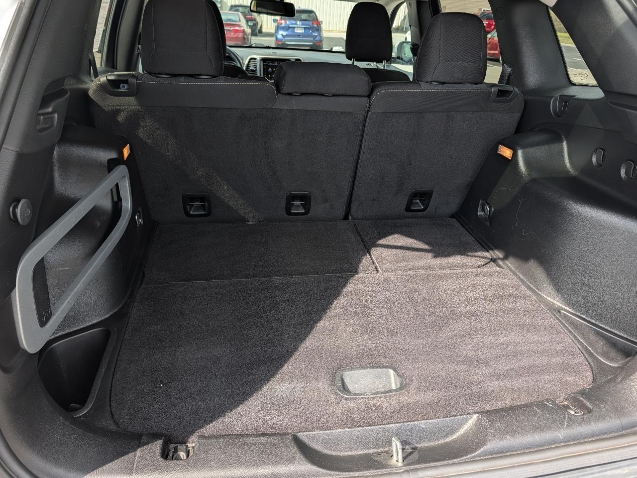 Jeep Cherokee 4WD 4dr Latitude 2016