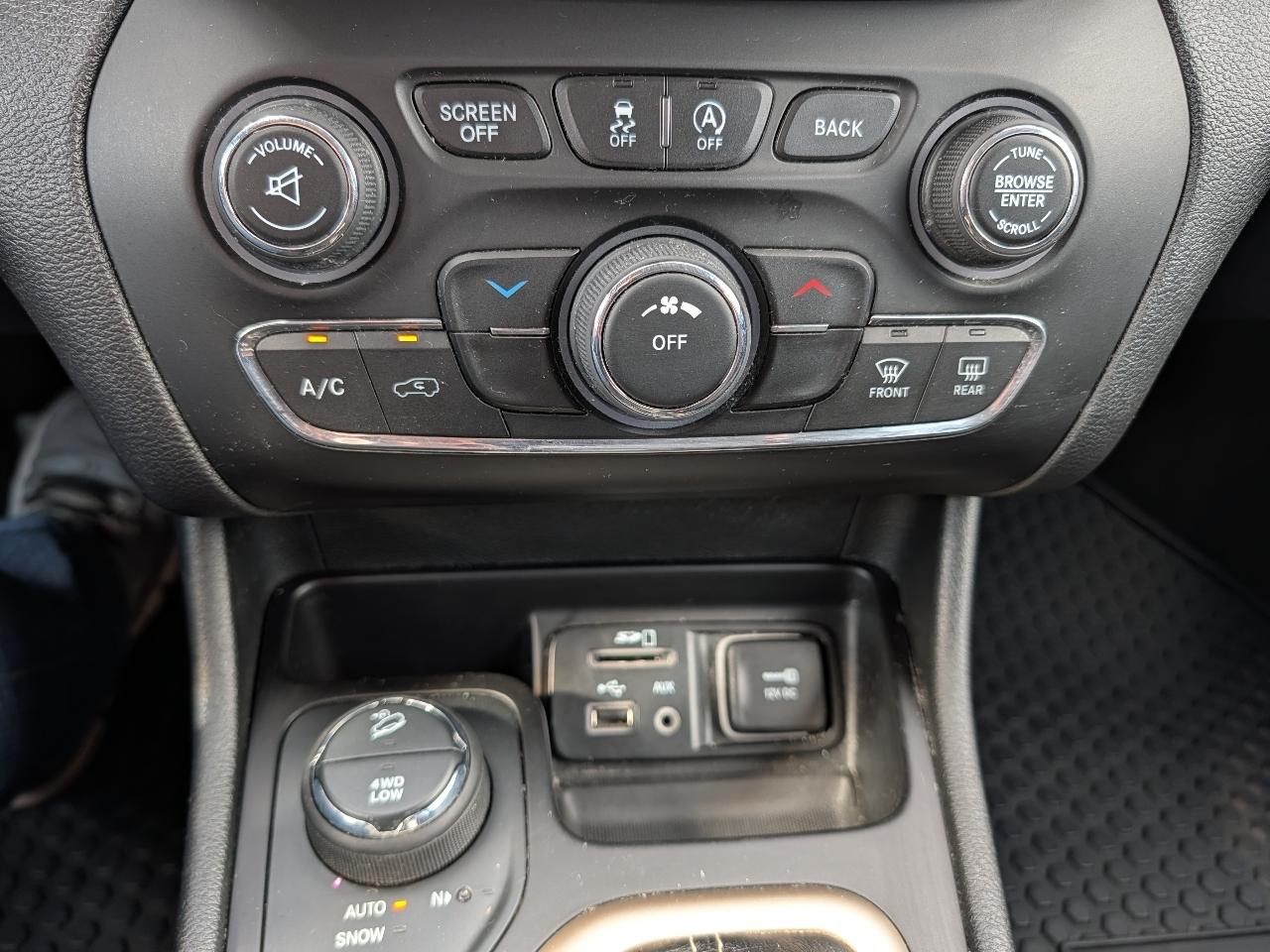 Jeep Cherokee 4WD 4dr Latitude 2016