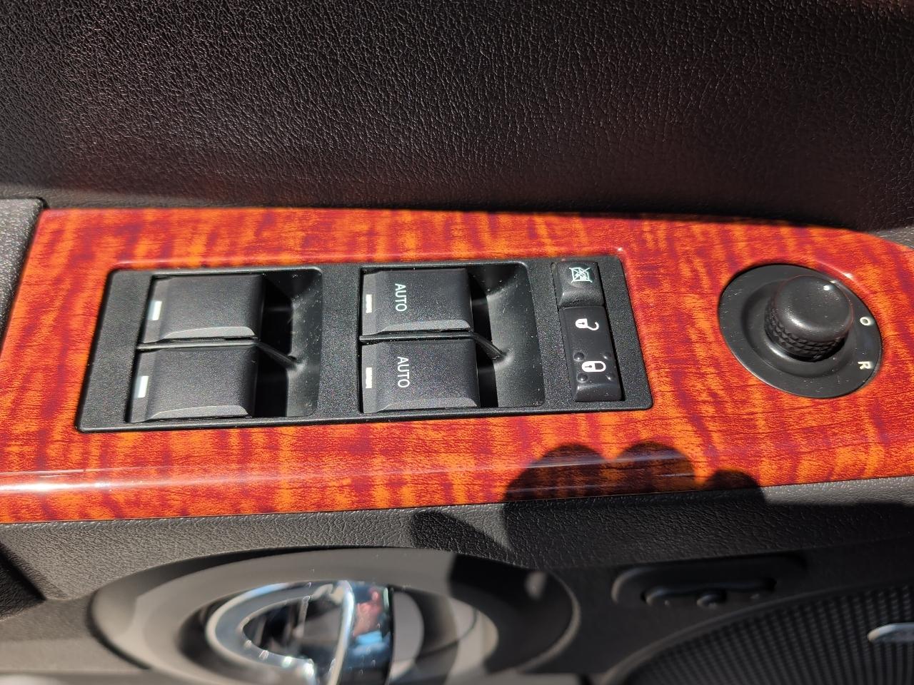 Jeep Commander 4WD 4dr Limited 2008