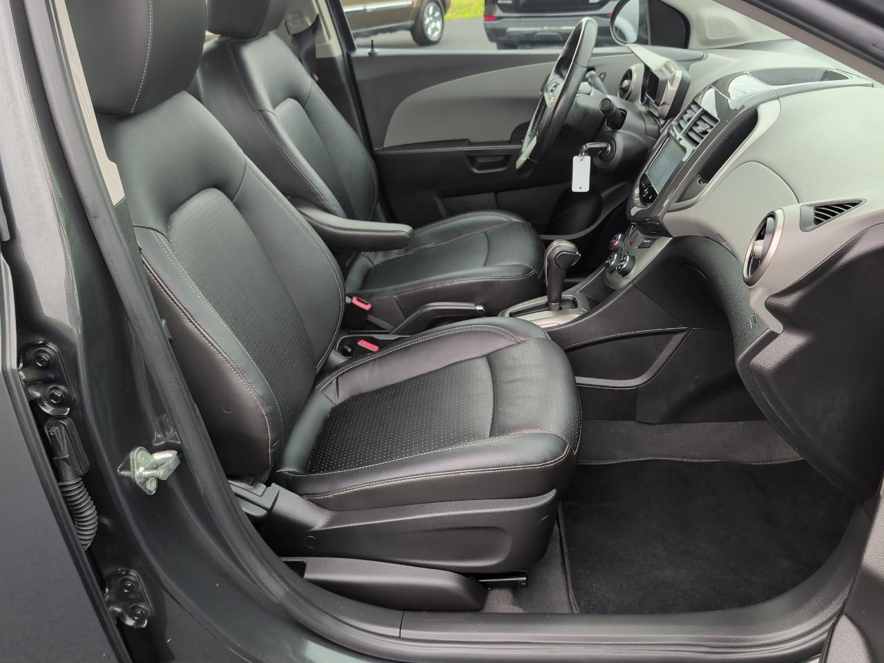 Chevrolet Sonic 4dr Sdn Auto LTZ 2015