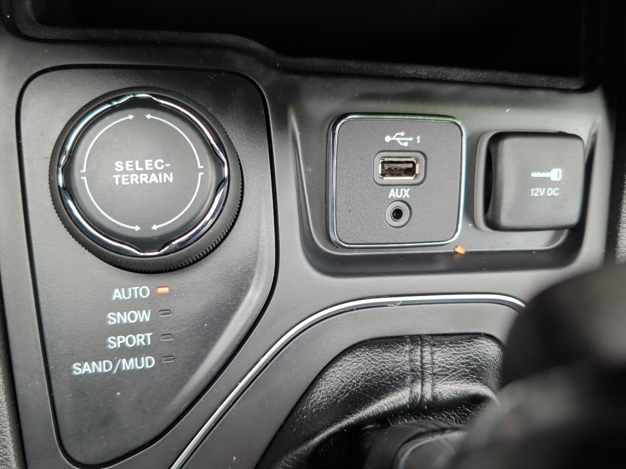 Jeep Cherokee Latitude Lux 4x4 2021