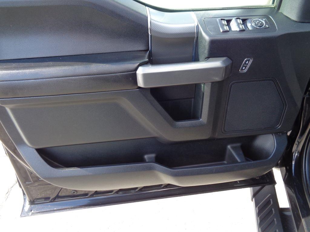 Ford F-150 XLT 4WD SuperCrew 5.5' Box 2015