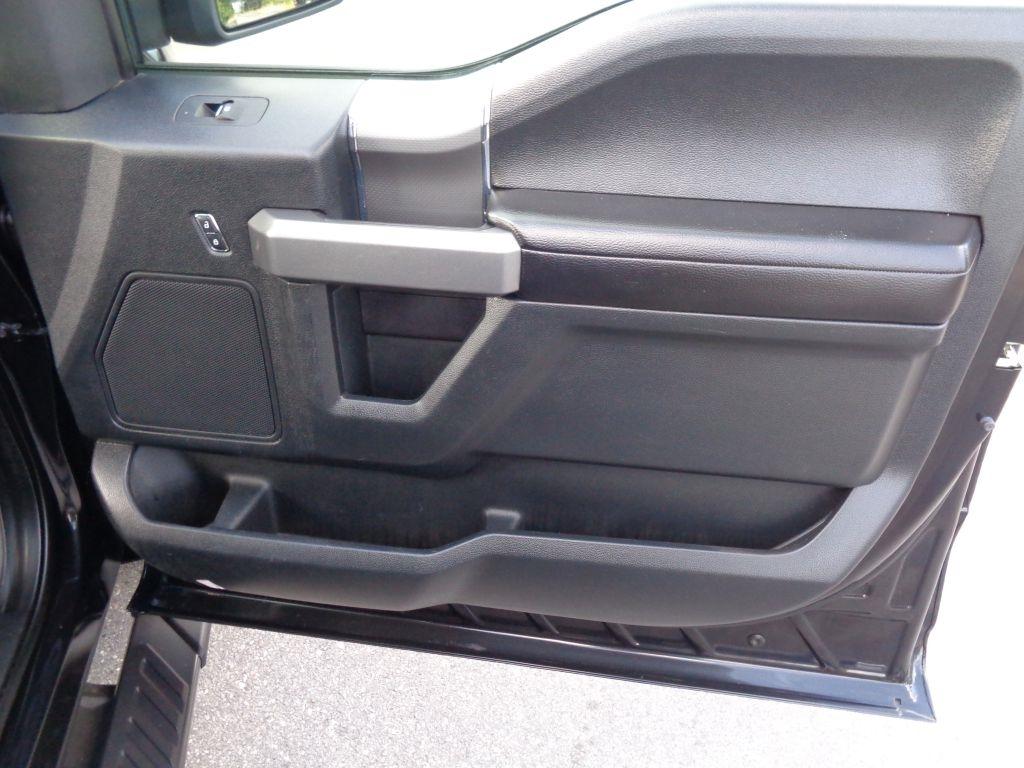 Ford F-150 XLT 4WD SuperCrew 5.5' Box 2015