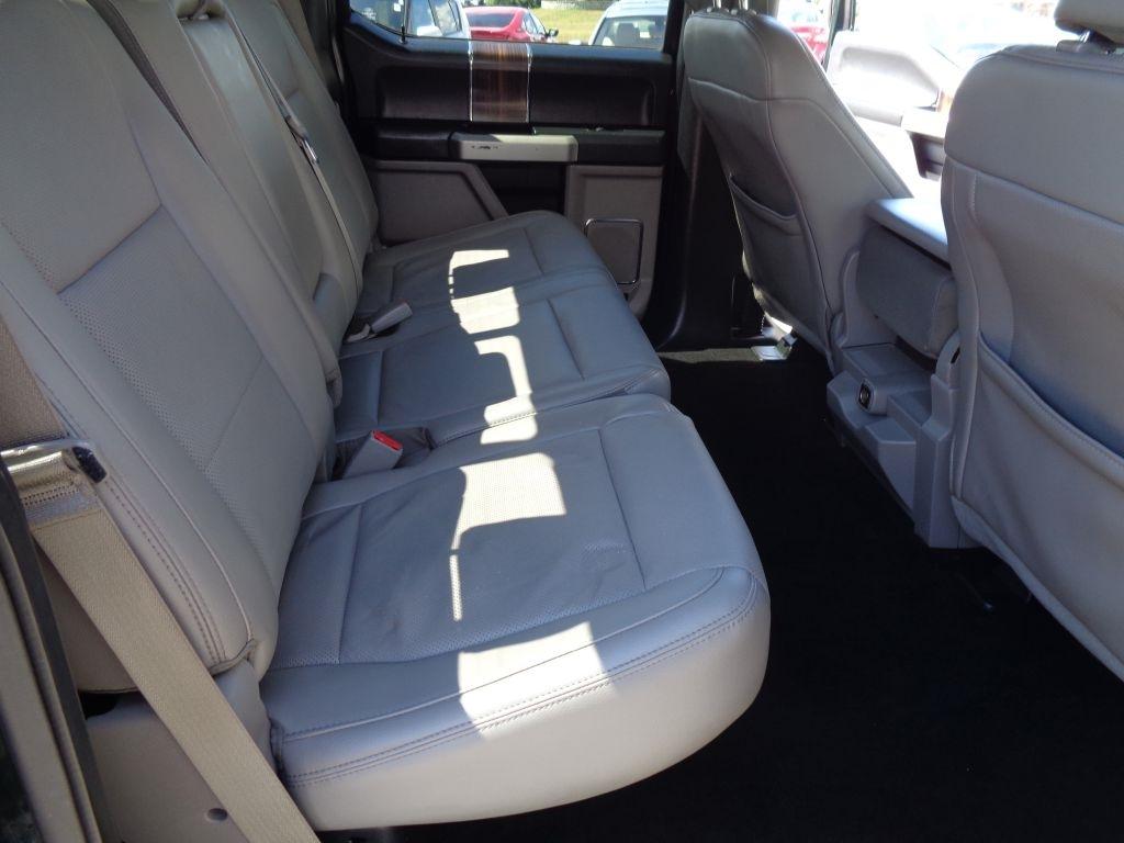 Ford F-150 SuperCrew 139" Lariat 4WD 2016