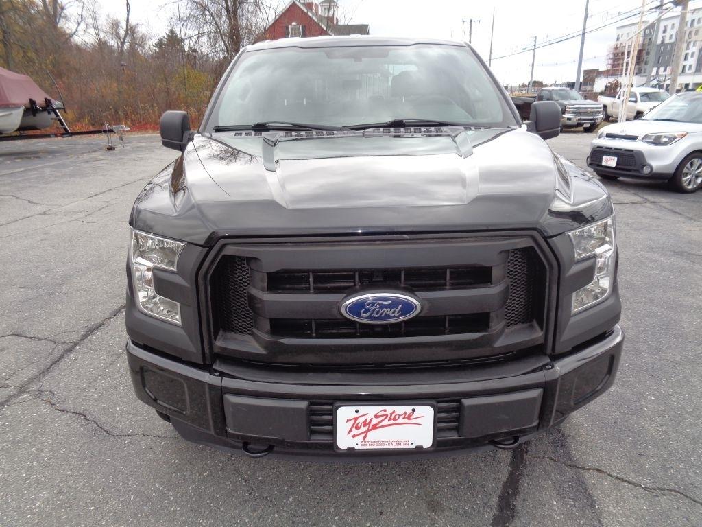 Ford F-150 XL SuperCrew 5.5-ft. Bed 4WD 2015