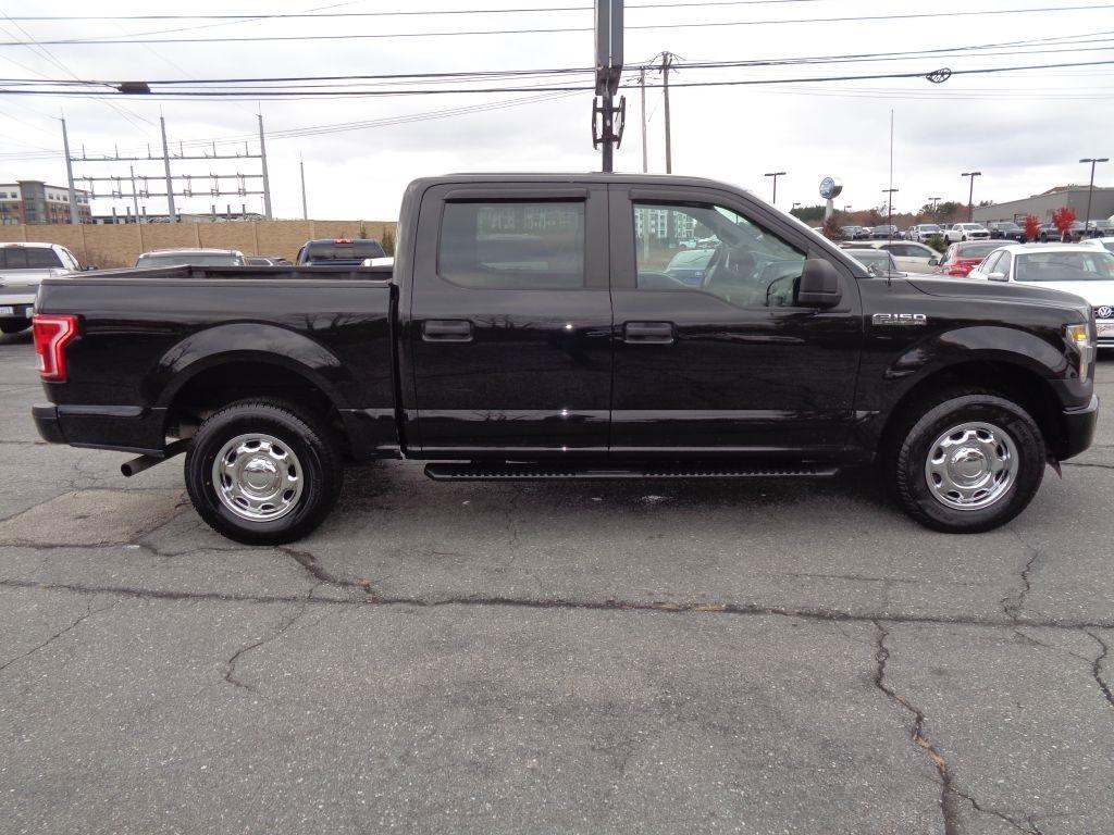 Ford F-150 XL SuperCrew 5.5-ft. Bed 4WD 2015