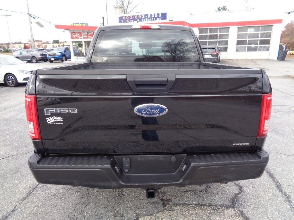 Ford F-150 XL SuperCrew 5.5-ft. Bed 4WD 2015