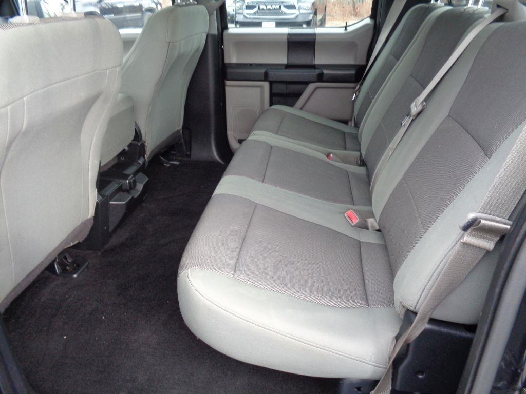 Ford F-150 XL SuperCrew 5.5-ft. Bed 4WD 2015