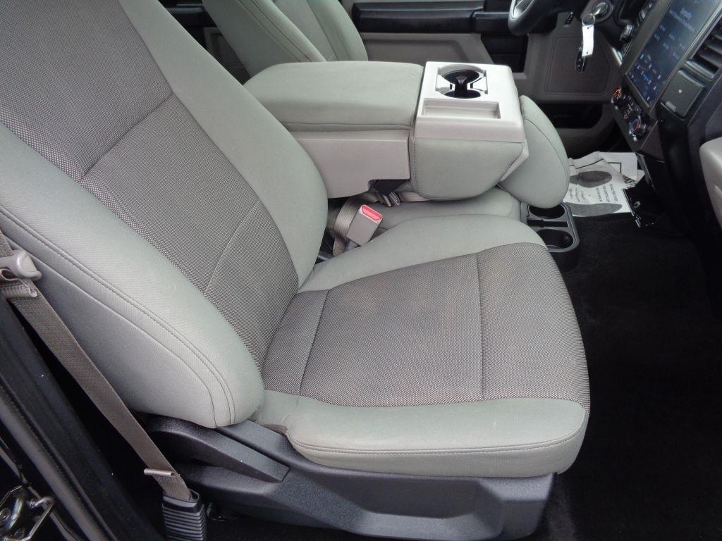 Ford F-150 XL SuperCrew 5.5-ft. Bed 4WD 2015