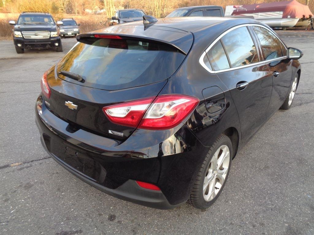 Chevrolet Cruze Premier Hatchback 2017