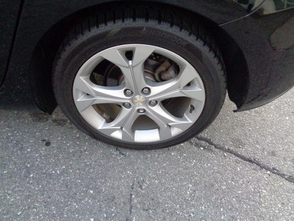 Chevrolet Cruze Premier Hatchback 2017