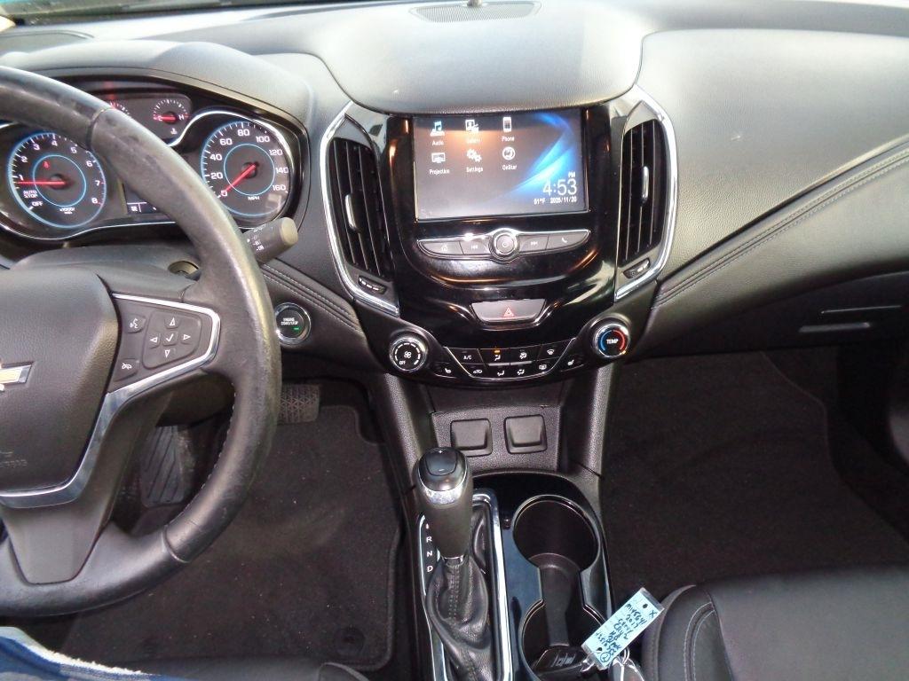 Chevrolet Cruze Premier Hatchback 2017