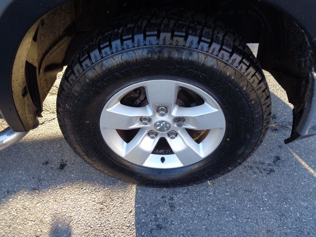 RAM 1500 SLT SWB 4WD 2014