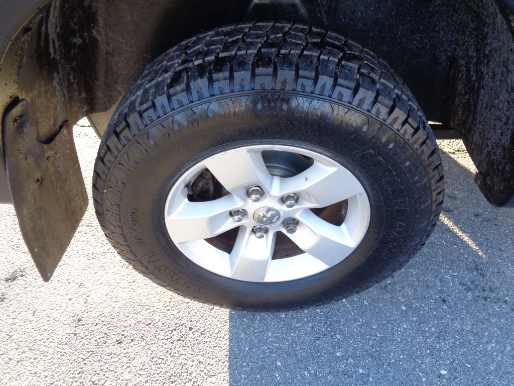 RAM 1500 SLT SWB 4WD 2014