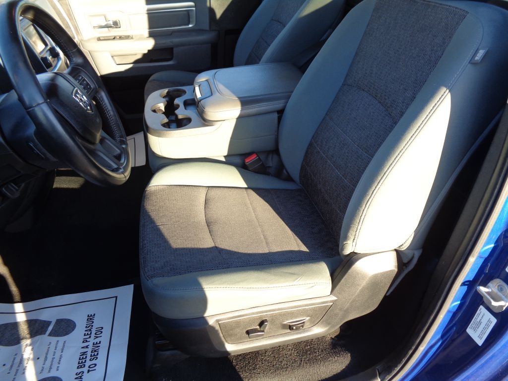 RAM 1500 SLT SWB 4WD 2014