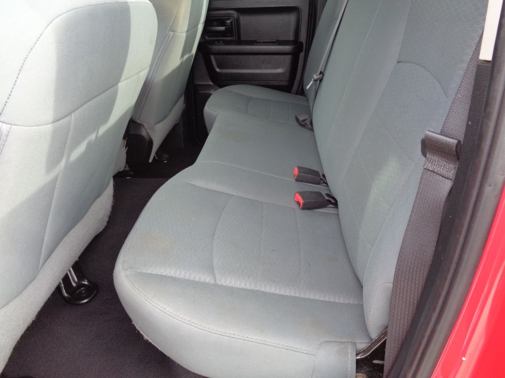 RAM 1500 Tradesman Quad Cab 4WD 2017