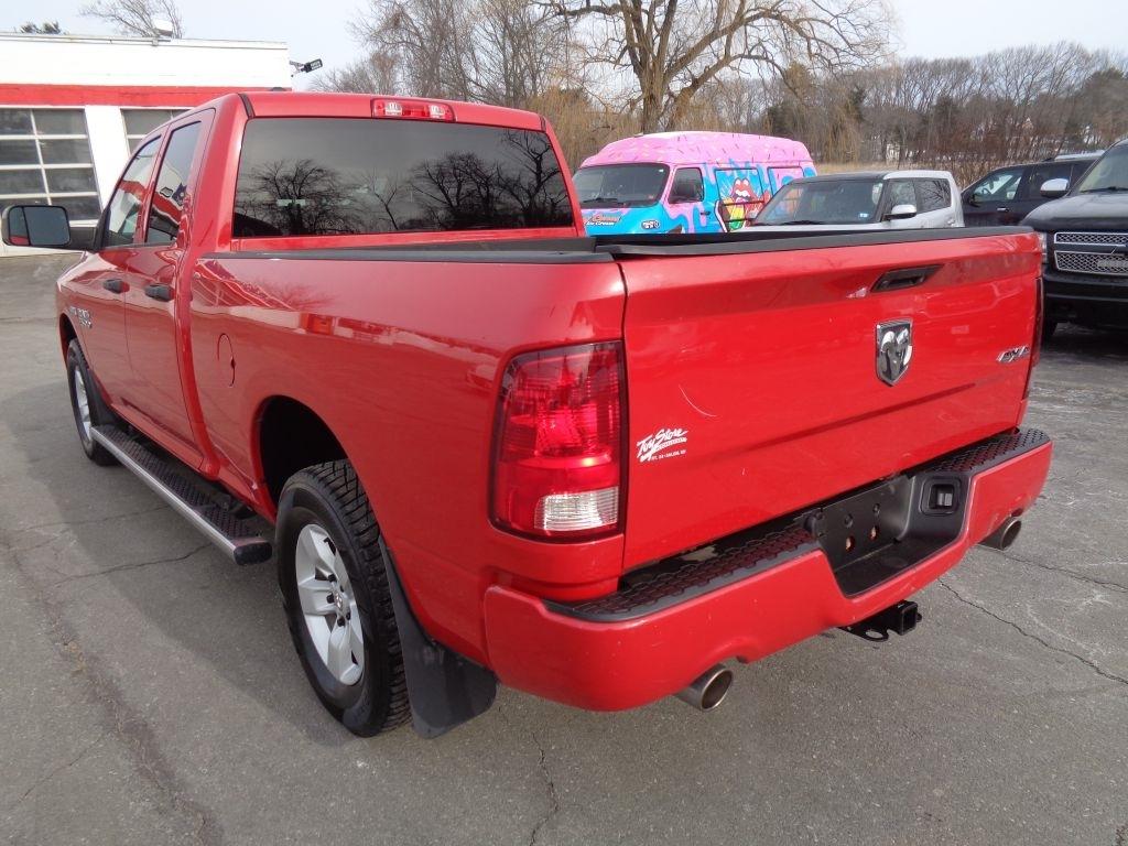 RAM 1500 Tradesman Quad Cab 4WD 2017