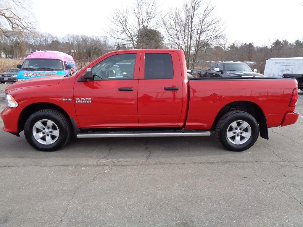 RAM 1500 Tradesman Quad Cab 4WD 2017