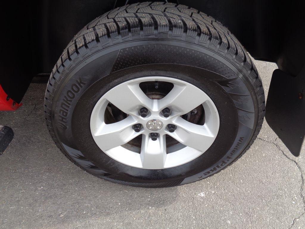 RAM 1500 Tradesman Quad Cab 4WD 2017